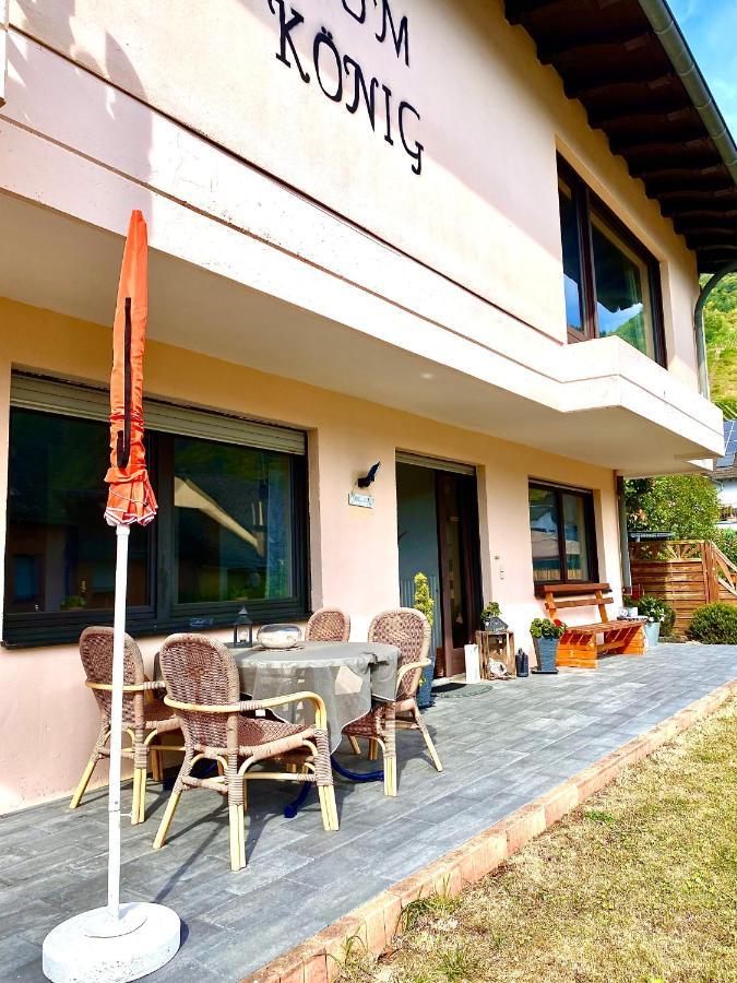 Ferienwohnung Zum Koenig Bremm Bagian luar foto